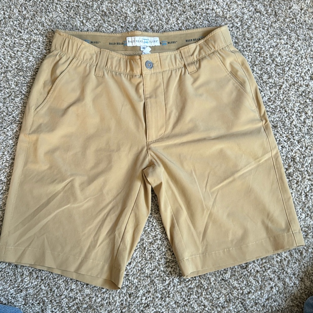 Bald Head Blue tan golf shorts, size 30, excellent condition